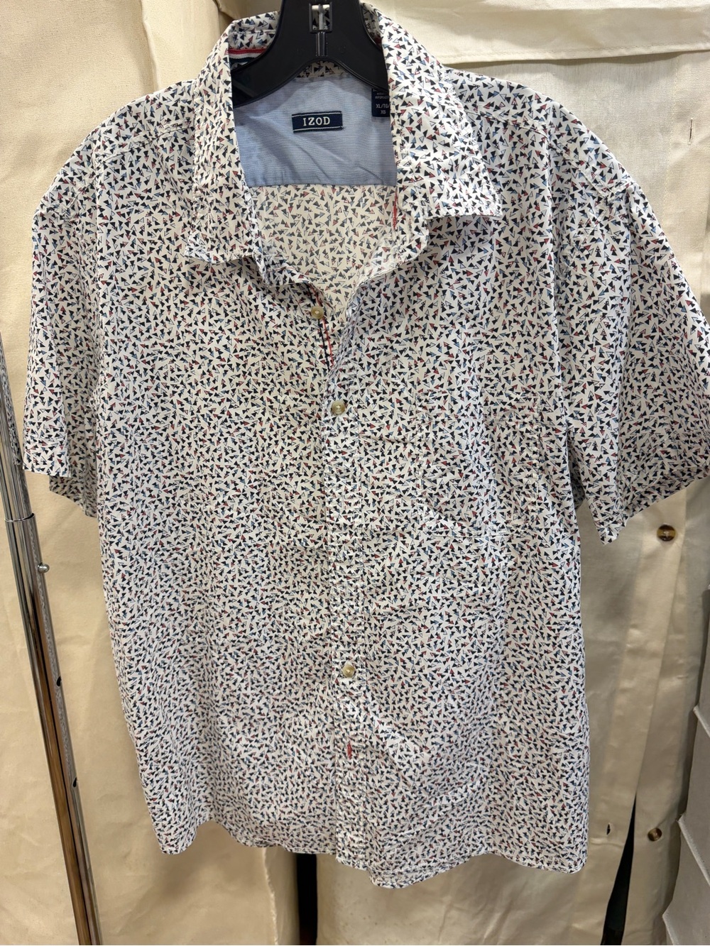 Izod White Short-Sleeve Button-Down with Navy and Red Microprint